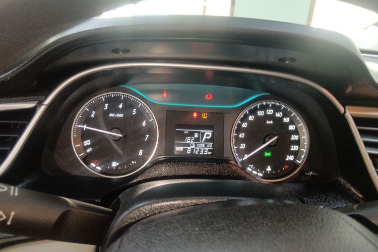 别克 英朗 2018款 15T 双离合进取型 国V中控内饰14