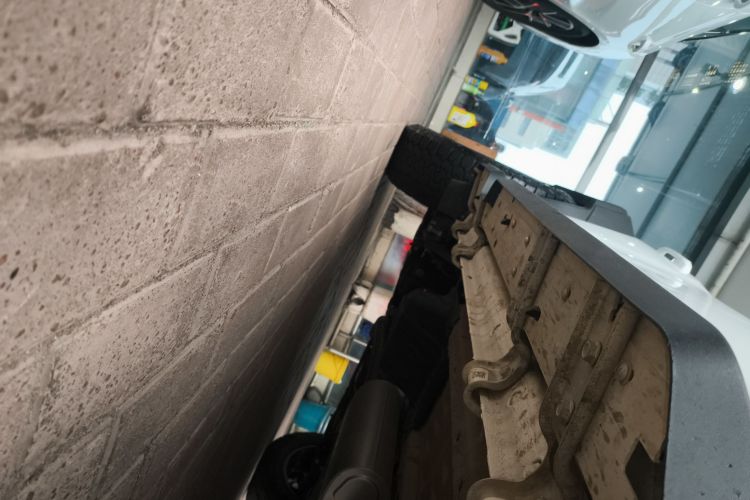 捷途旅行者 2024款 2.0T 四驱银龙之翼机舱底盘29