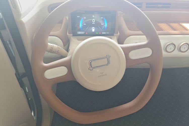 奔腾小马 2026款 222km 闪耀马中控内饰13