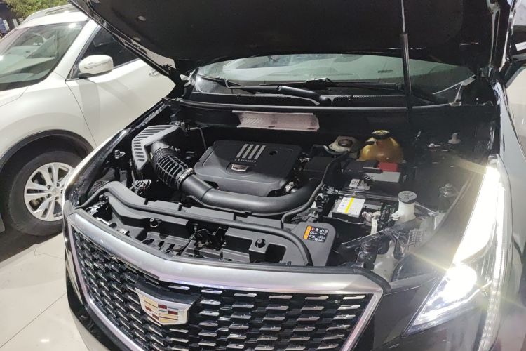 凯迪拉克XT5 2020款 28T 豪华型机舱底盘24