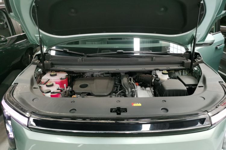 上汽大通MAXUS 大家7 2024款 改款 超混 长续航版 悦享版机舱底盘24