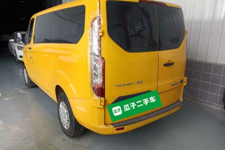 福特 全顺 2017款 2.0T柴油多功能商用车短轴低顶国V车身外观6003