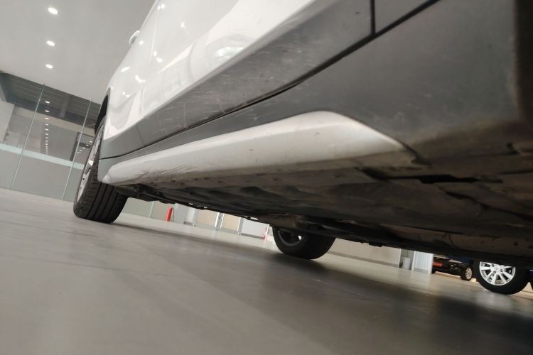 宝马X1 2019款 sDrive18Li 尊享型局部细节9001