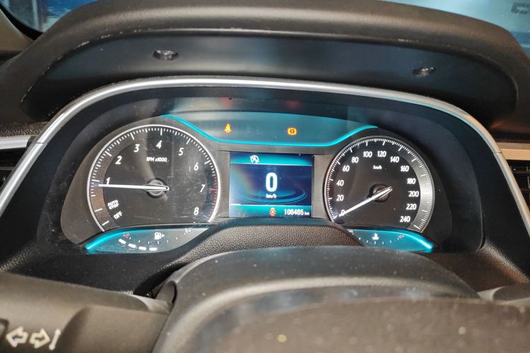 别克 英朗 2016款 15N 手动豪华型中控内饰14