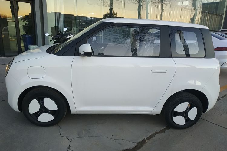 长安启源 长安Lumin 2024款 130km 清悦款车身外观4