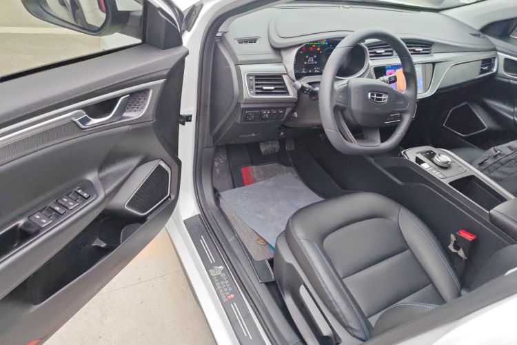 吉利汽车 帝豪新能源 2022款 EV Pro 网约版 磷酸铁锂中控内饰20