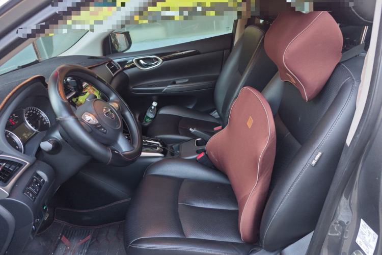 日产 轩逸 2019款 经典 1.6XL CVT豪华版中控内饰19