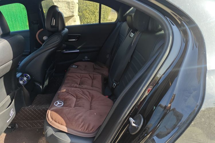 奔驰C级 2023款 C 260 L 运动版中控内饰21