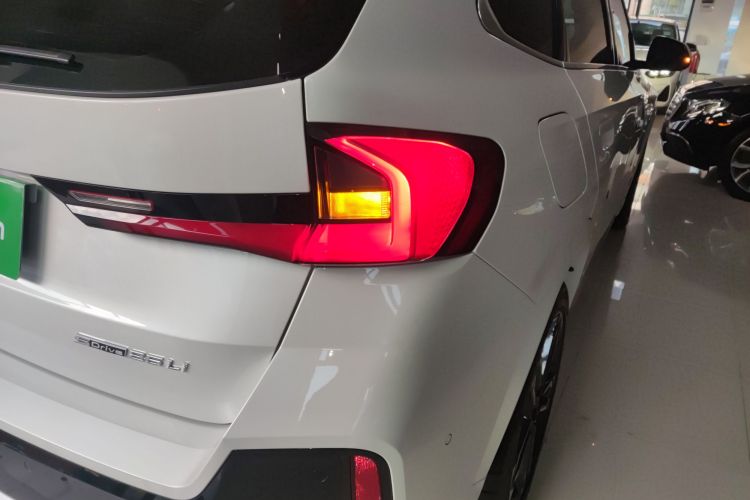 宝马X1 2023款 sDrive25Li M运动套装车身外观9