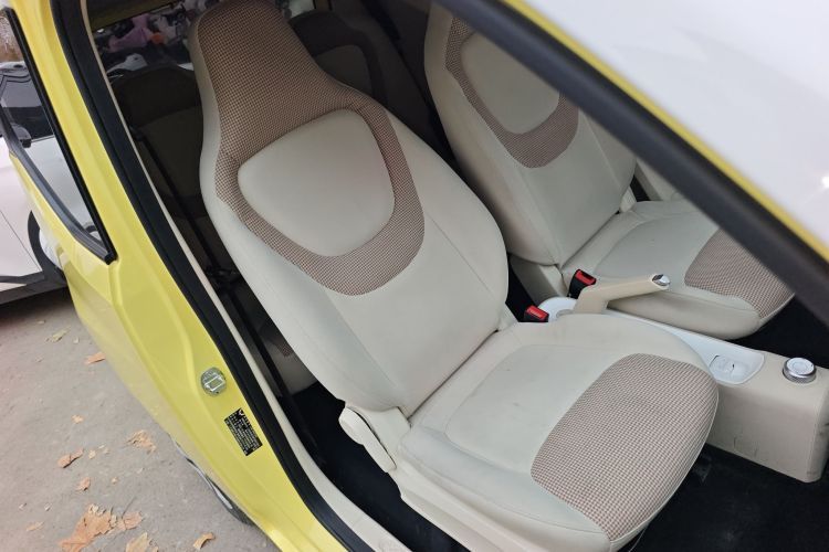 五菱汽车 宏光MINIEV 2024款 第三代 215km 进阶版局部细节41