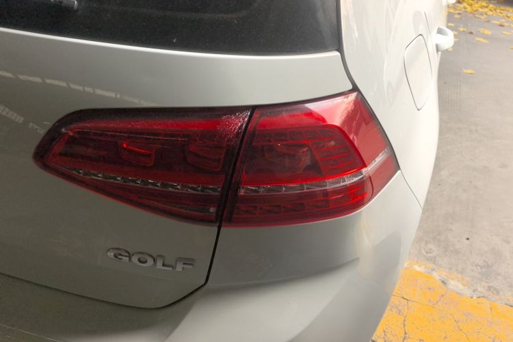 大众 高尔夫 2016款 1.6L 自动舒适型车身外观9