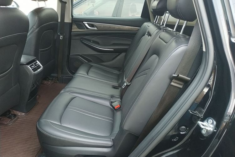 蓝电E5 2023款 1.5L DE-i 100KM畅享型 7座中控内饰21