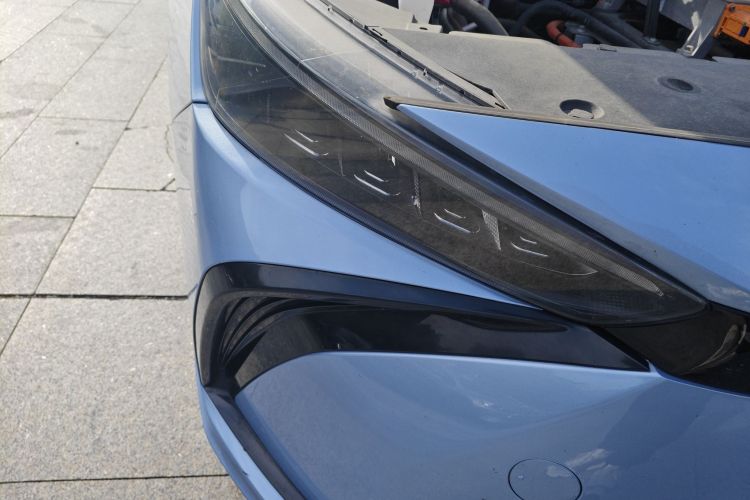 吉利几何G6 2022款 620 新乐型车身外观6006