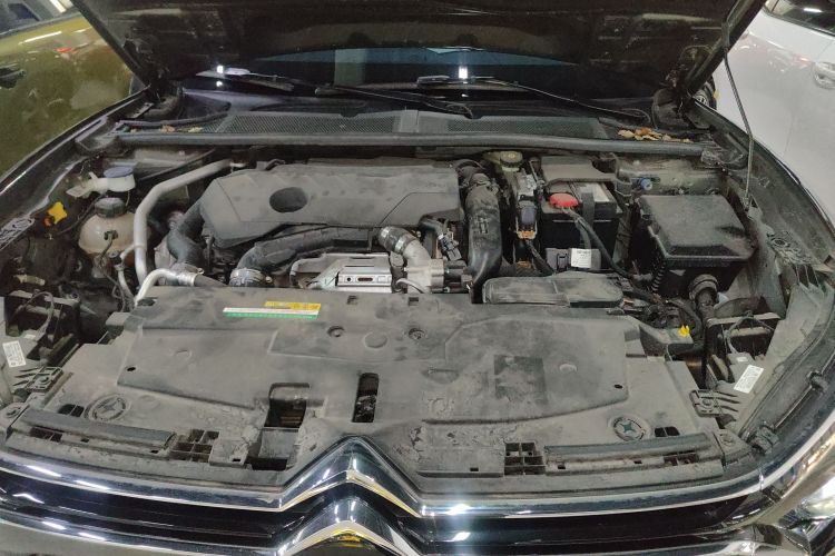 雪铁龙 凡尔赛C5 X 2023款 1.6T 享不凡局部细节24