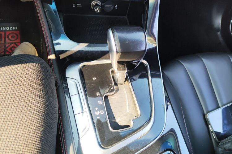 北京汽车 北京U7 2019款 1.5T CVT精英版 国VI局部细节18