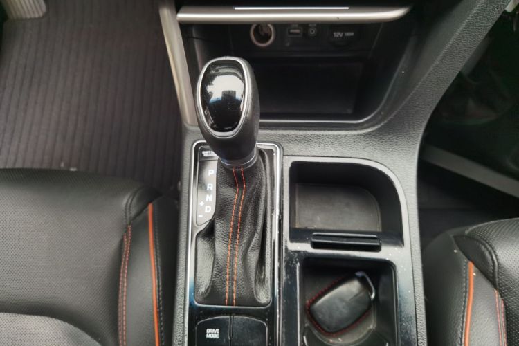 现代 索纳塔 2015款 1.6T GLS智能型局部细节18