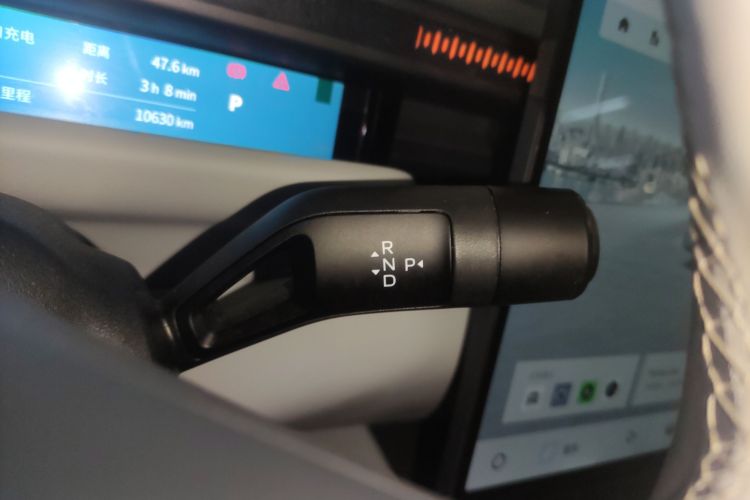 领克Z10 2024款 95kWh 702km四驱智驾Ultra局部细节18