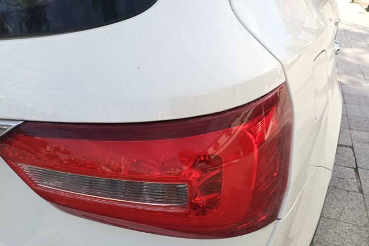 东风风光 风光580 2020款 1.5T CVT豪华型车身外观9