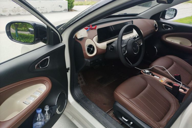 五菱汽车 五菱缤果 2024款 333km 灵犀互联款中控内饰7003