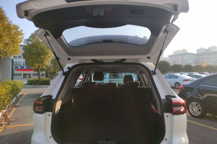 奇瑞 瑞虎8 2020款 经典 1.5TCI 自动尊崇版 5座局部细节23