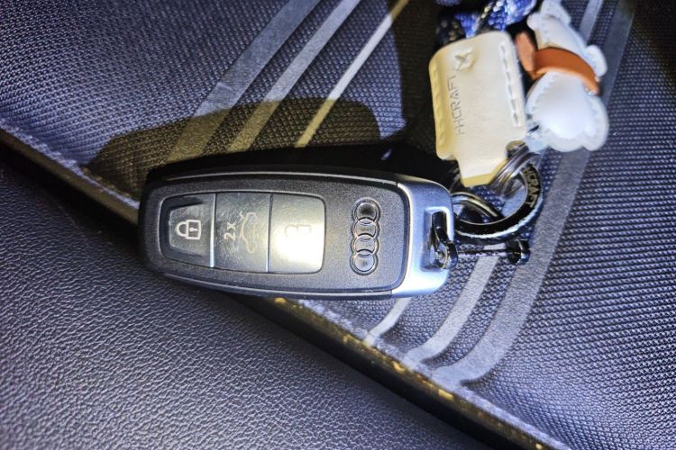 奥迪A3 2022款 A3L Limousine 35 TFSI 时尚运动型中控内饰11