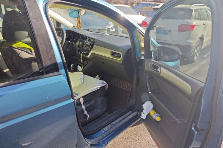 大众 2016款 途安L 280TSI DSG舒雅版局部细节9005