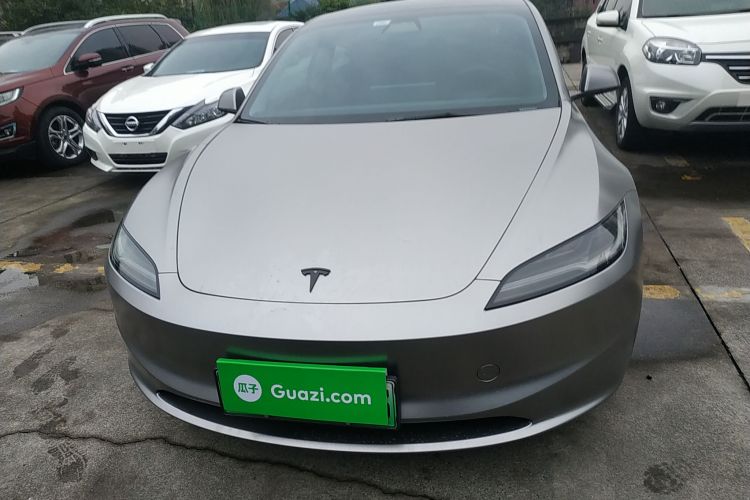 特斯拉 Model 3 2023款 后轮驱动版车身外观6001