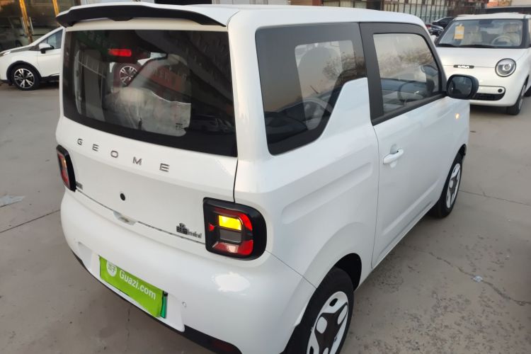 吉利银河 熊猫 2025款 210km 元气熊车身外观7