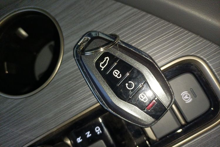 捷途山海L9 2024款 1.5TD 2DHT Max 5座中控内饰11