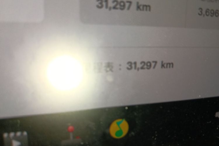 特斯拉 Model 3 2022款 后轮驱动版中控内饰15