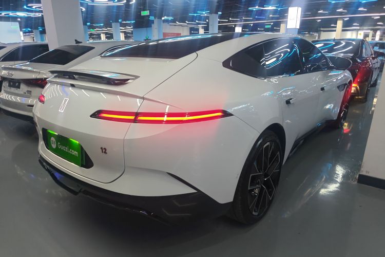 阿维塔12 2025款 Max纯电版车身外观7