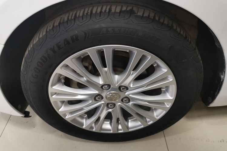 别克 英朗 2017款 15N 自动精英型车身外观6007