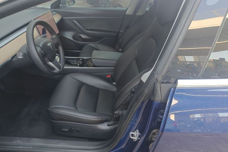 特斯拉 Model 3 2019款 标准续航后驱升级版局部细节19