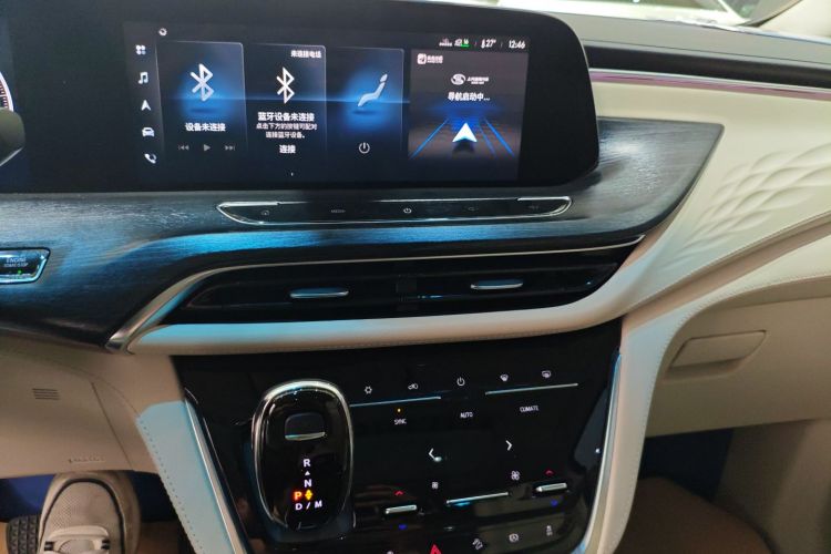 别克GL8 2022款 Avenir艾维亚 六座贤礼版中控内饰16