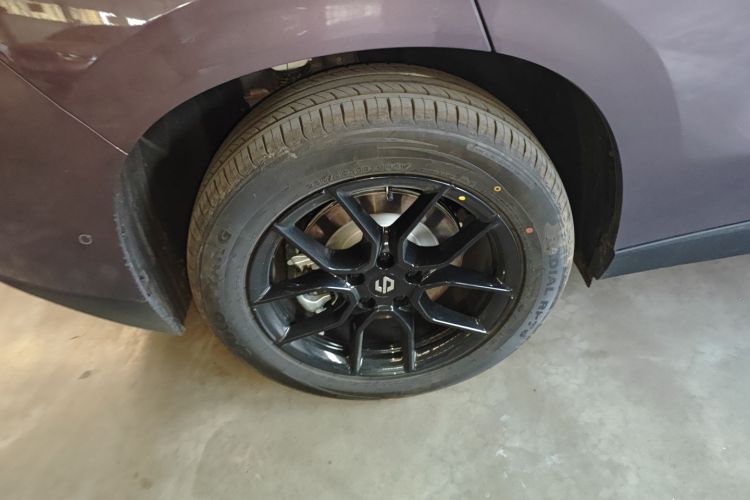 零跑汽车 零跑C10 2026款 605激光雷达版车身外观6003