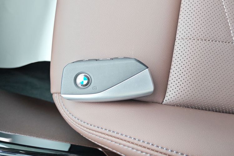 宝马X1 2023款 sDrive25Li X设计套装中控内饰11