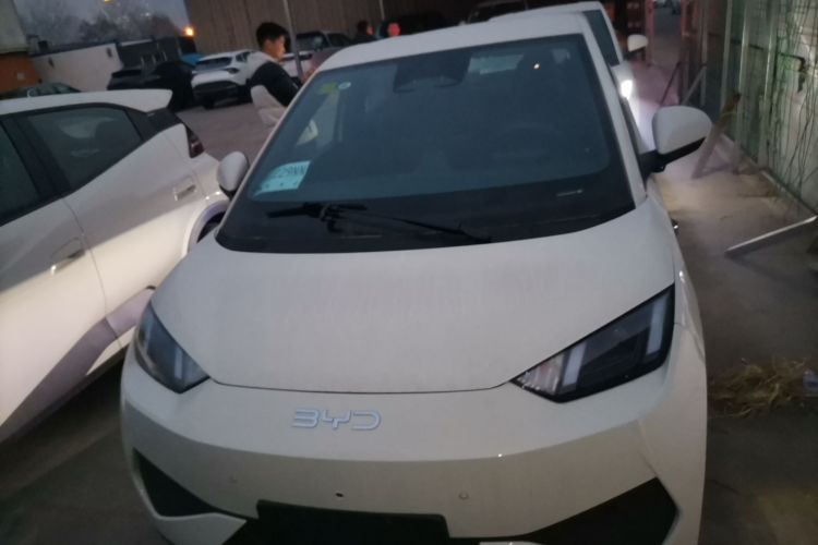 比亚迪 海鸥 2025款 305km 活力版车身外观2