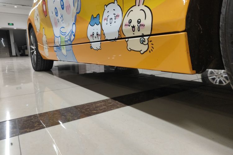 宝马2系(进口) 2018款 220i 敞篷轿跑车 运动设计套装局部细节9001