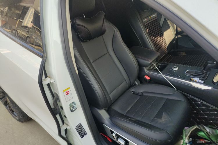 魏牌 VV5 2017款 2.0T 旗舰型局部细节41