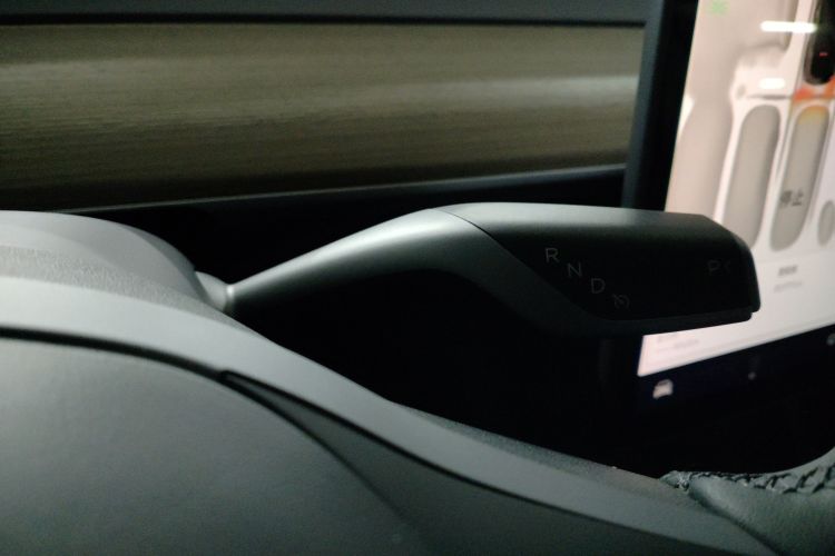 特斯拉 Model Y 2022款 Performance高性能全轮驱动版局部细节18