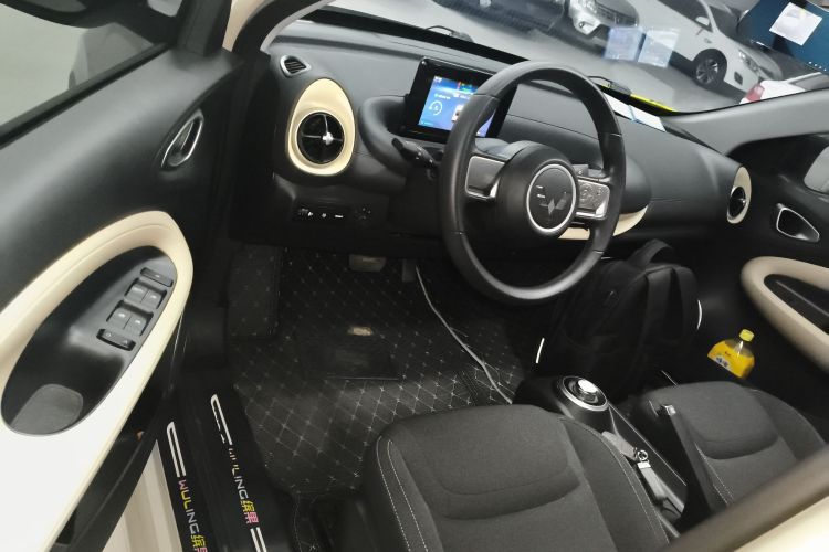 五菱汽车 五菱缤果 2024款 203km 轻享款中控内饰7003