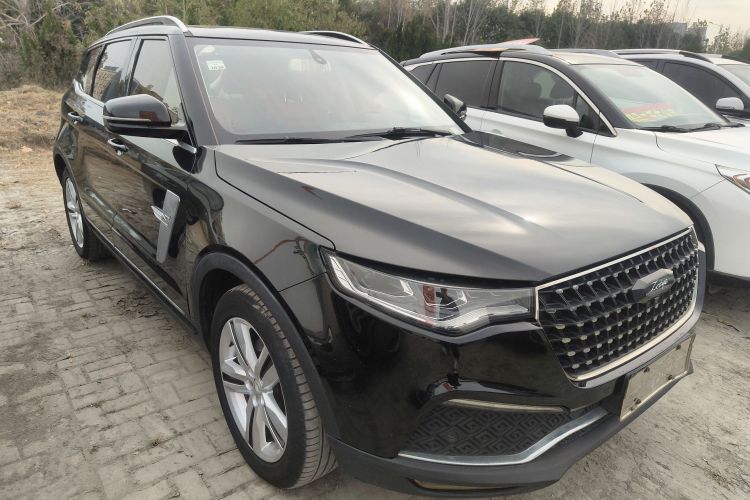 众泰T700 2017款 1.8T 双离合尊贵型车身外观3