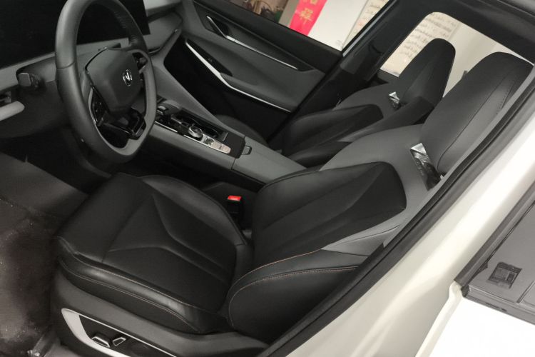 长安CS75 PLUS 2023款 第二代 1.5T 自动精英型中控内饰19