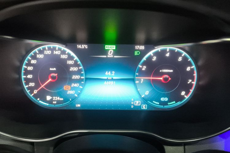 奔驰C级 2020款 改款 C 260 L 运动版中控内饰14