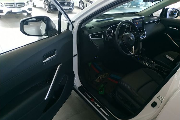 丰田 锋兰达 2022款 2.0L CVT豪华版中控内饰20