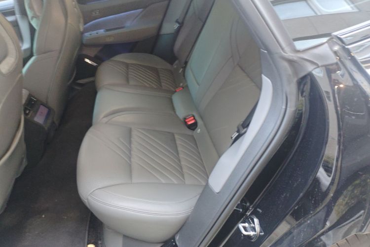 极氪001 2024款 ME版 100kWh 四驱中控内饰21