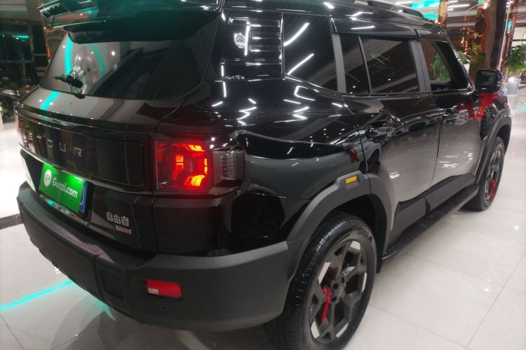 捷途自由者 2025款 2.0TD 自动XWD征服车身外观7