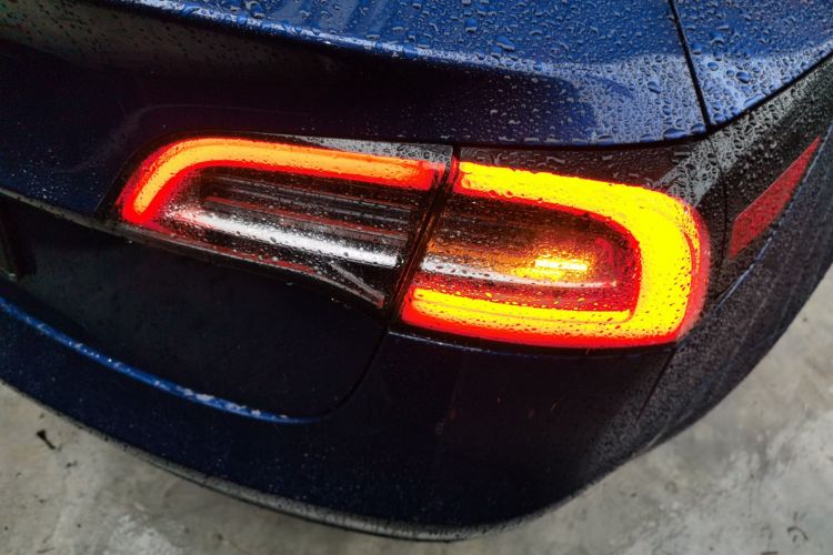 特斯拉 Model 3 2019款 标准续航后驱升级版车身外观9