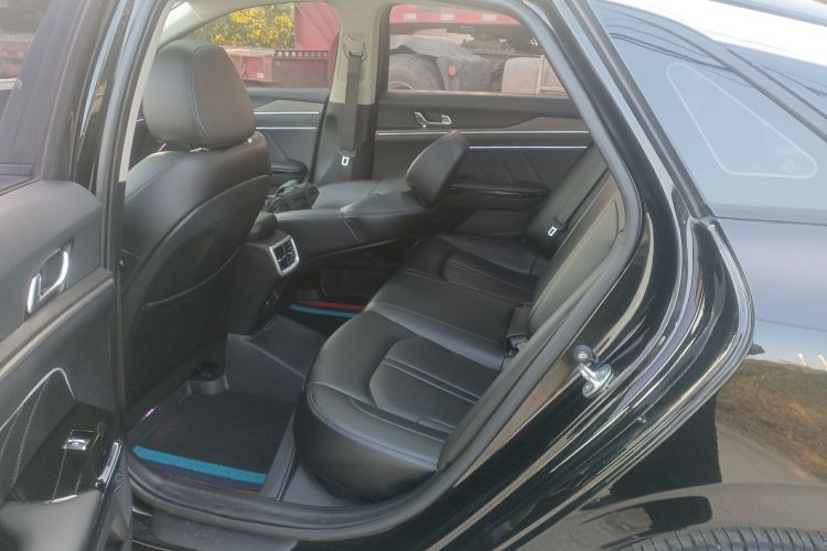 起亚K5 2021款 270T CVVD 焕新版中控内饰21