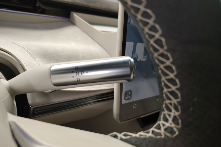 鸿蒙智行 智界R7 2024款 纯电 736km UItra中控内饰18